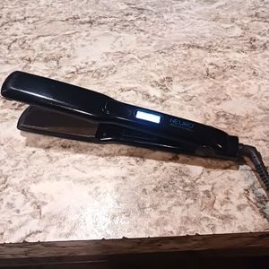 Paul Mitchell Neuro flat iron